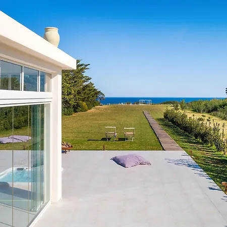 Caponegro Villa *